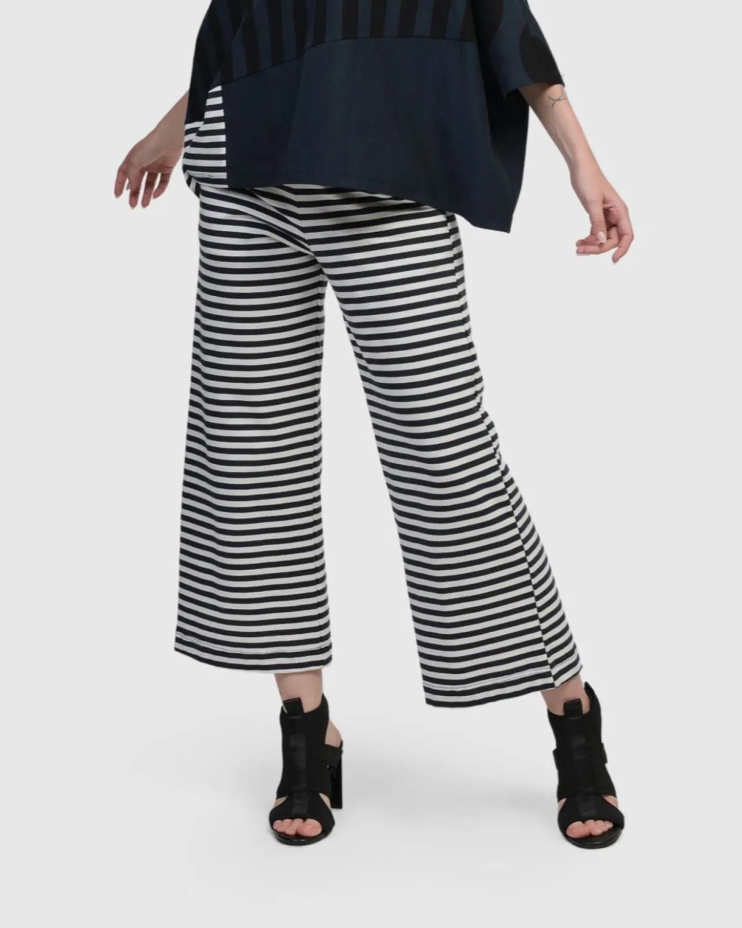 Urban Lagoa Striped Pants, Navy