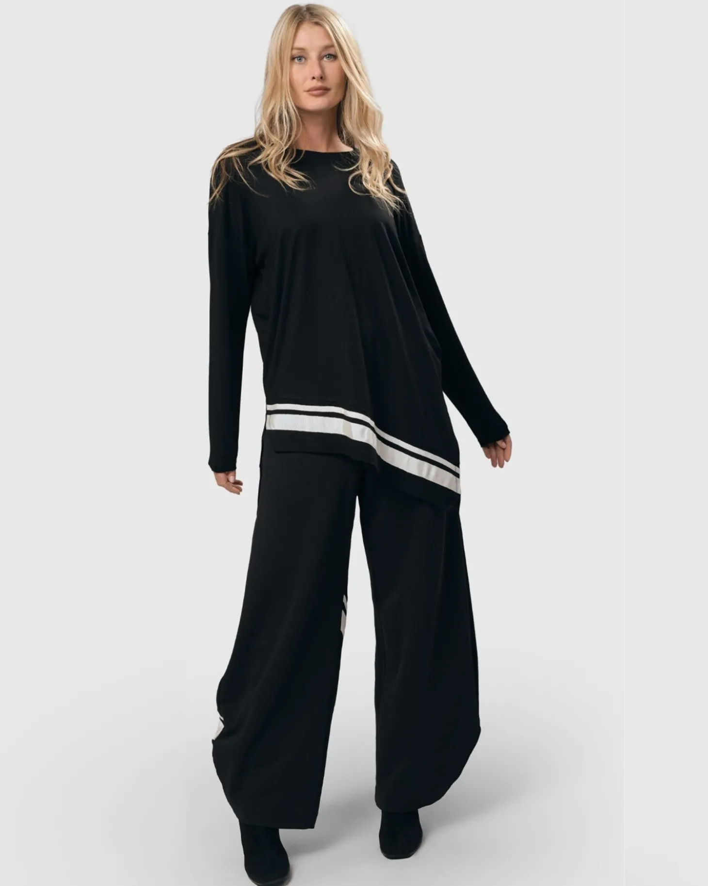 Urban Ribbon Punto Pants, Black