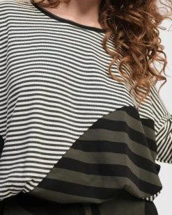 Urban Twister Top, Stripes